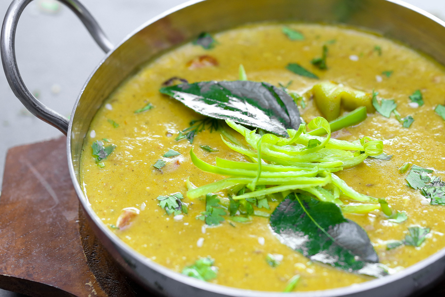 Memoni Maash Daal
